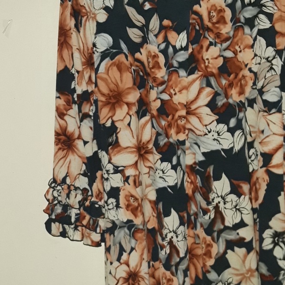 Honeyme Curvey - Picture 5 of 5